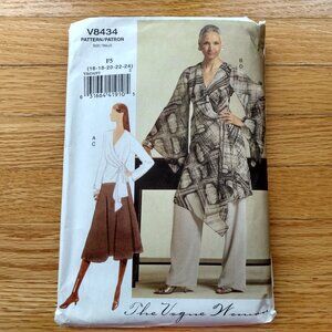 Plus Size 16-24 Vogue Sewing Pattern Tunic Top Skirt Pants UNCUT 8434